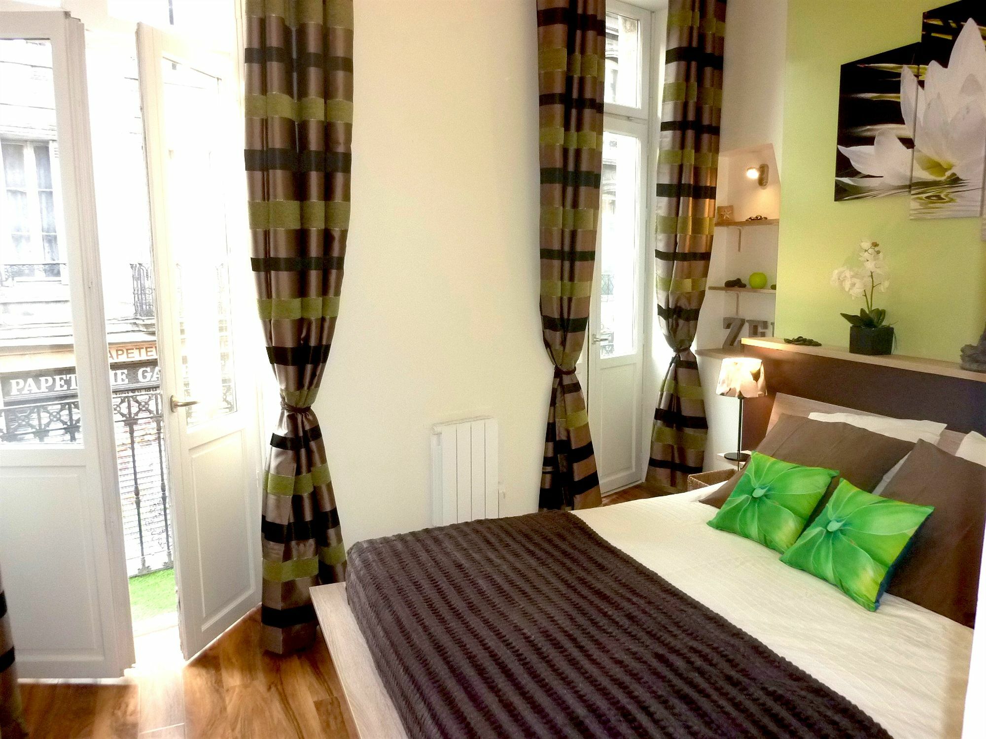 Appartement "Princesse Eleonore" - Centre Historique Bordeaux Extérieur photo